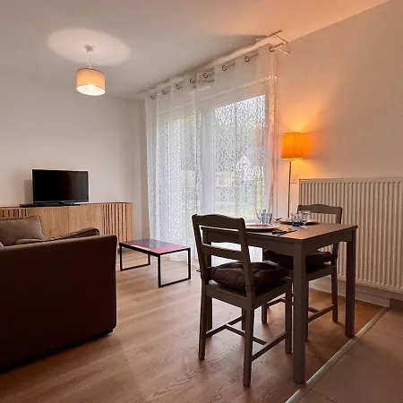 Апартаменты Piccolo Studio, Neuf Avec Parking Gratuit